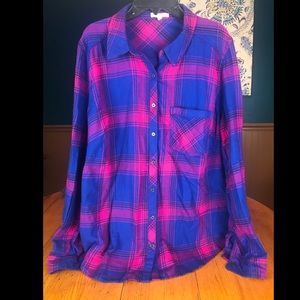 Women’s flannel shirt from Maurice’s